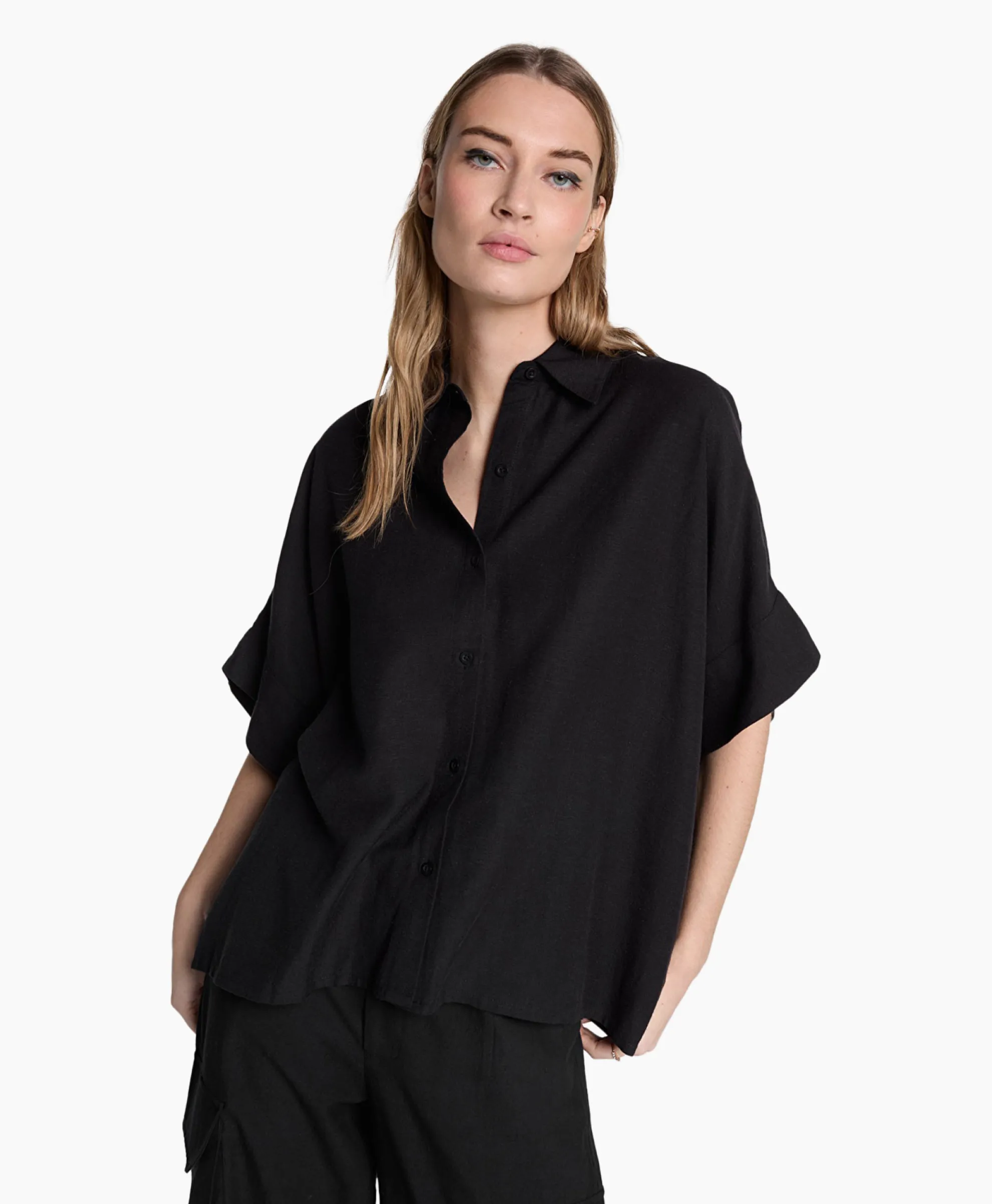 Alix The Label Blouse Woven Linen Oversized Zwart