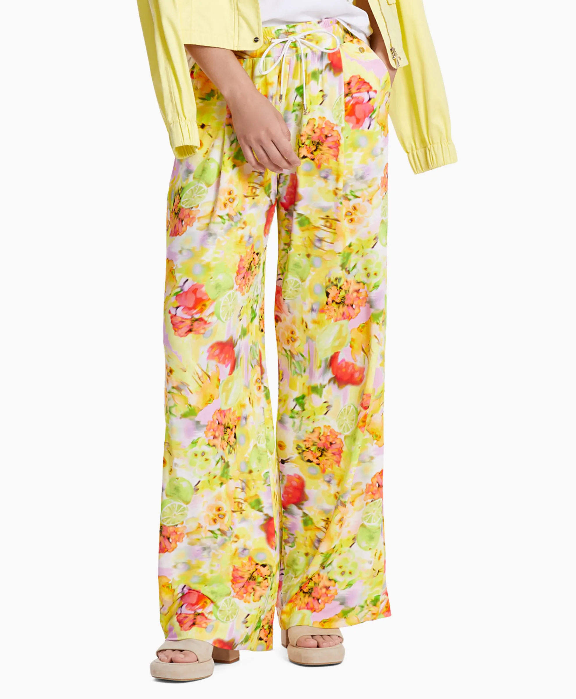 Marccain Collectie Broek Wc 81.37 J22 Midden Geel