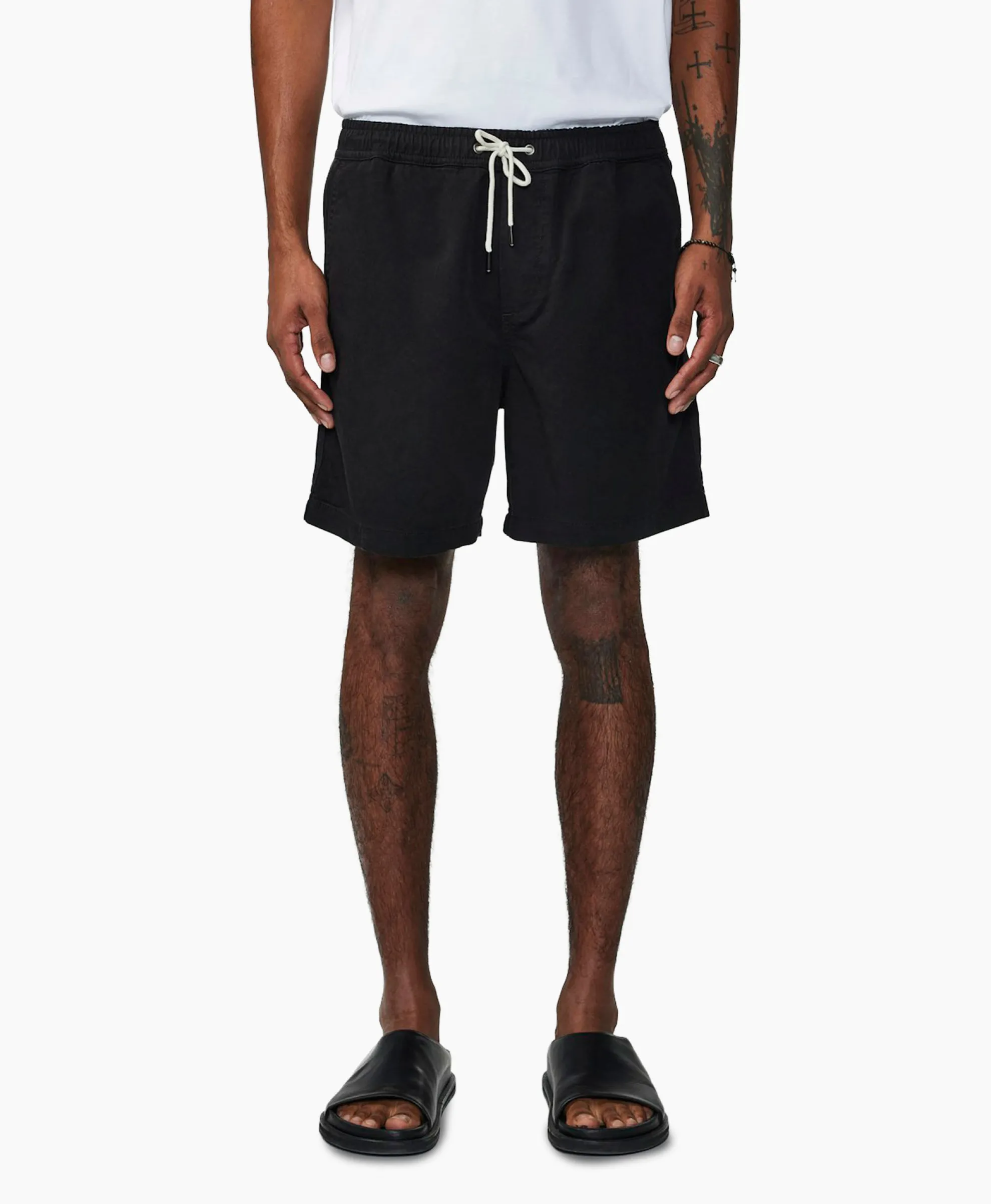 Nn07 Korte Broek Gregor Zwart